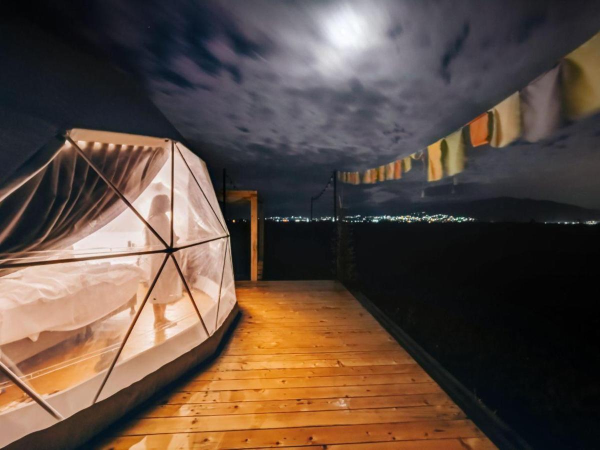 Jewelberry Glamping Hotel Tbilisi Mtsʼkhetʼa Buitenkant foto