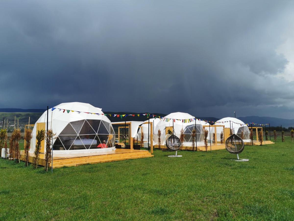 Jewelberry Glamping Hotel Tbilisi Mtsʼkhetʼa Buitenkant foto