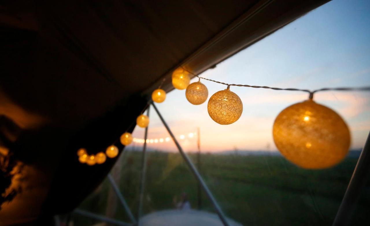 Jewelberry Glamping Hotel Tbilisi Mtsʼkhetʼa Buitenkant foto
