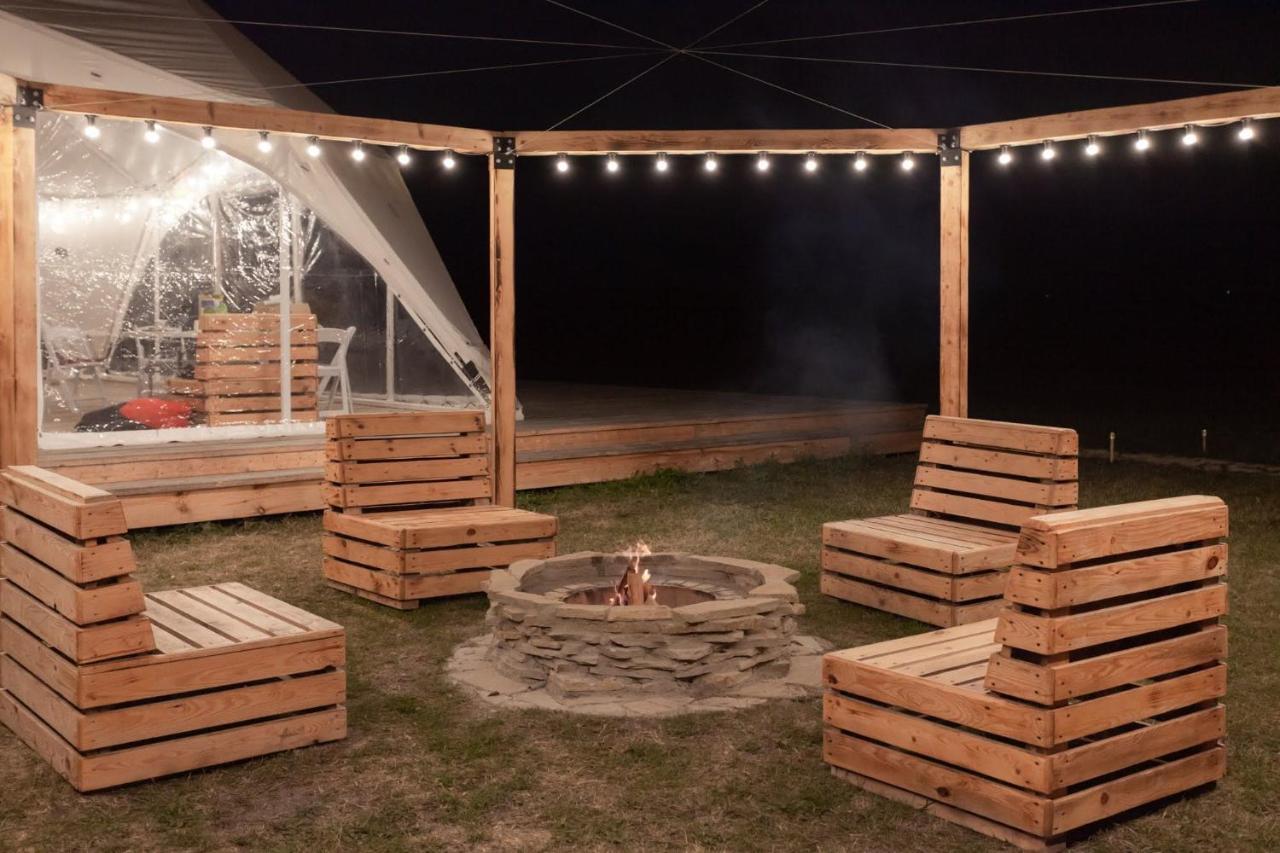 Jewelberry Glamping Hotel Tbilisi Mtsʼkhetʼa Buitenkant foto
