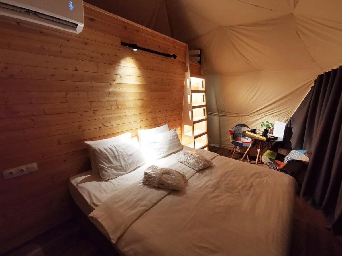 Jewelberry Glamping Hotel Tbilisi Mtsʼkhetʼa Buitenkant foto