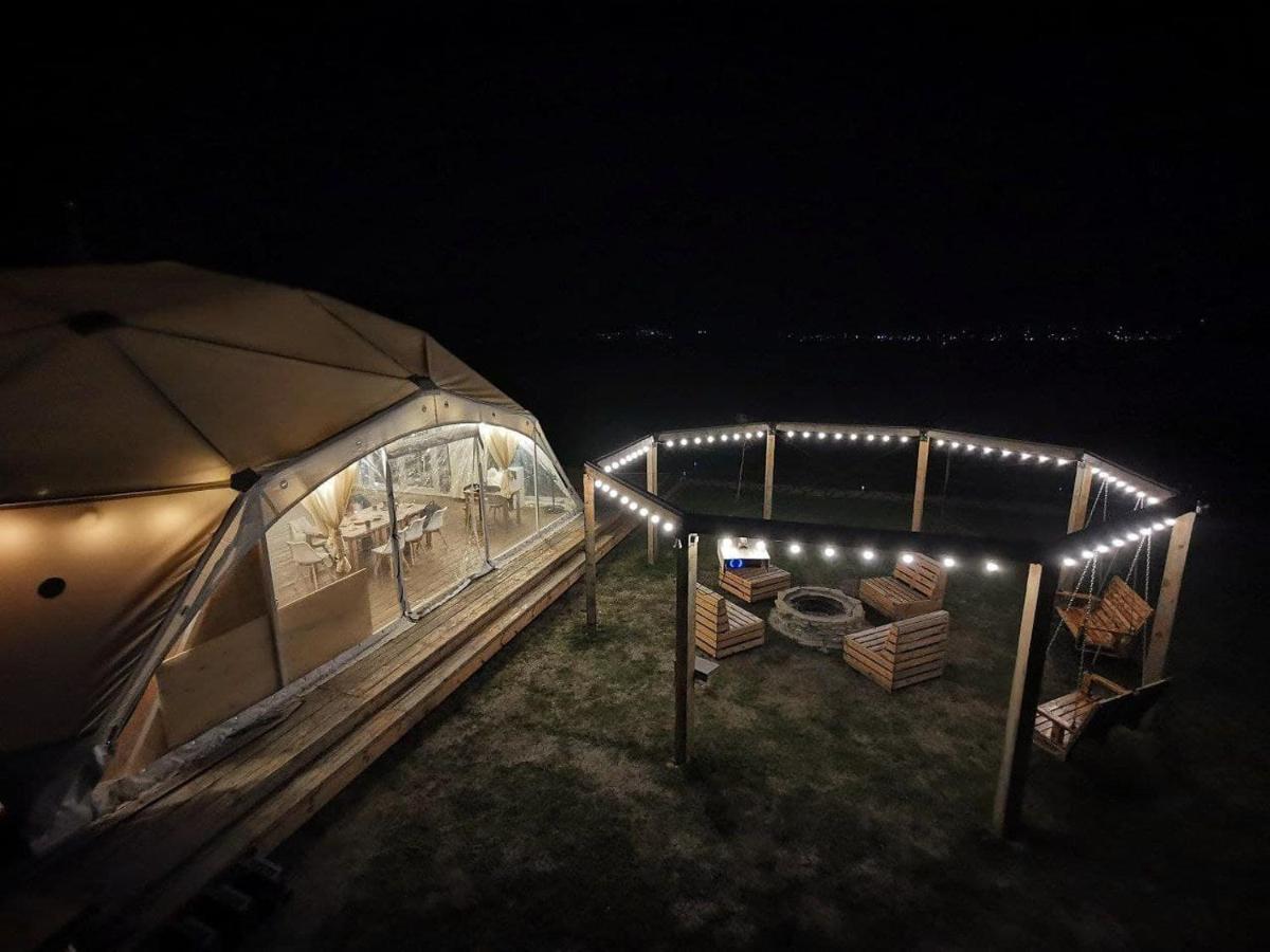 Jewelberry Glamping Hotel Tbilisi Mtsʼkhetʼa Buitenkant foto