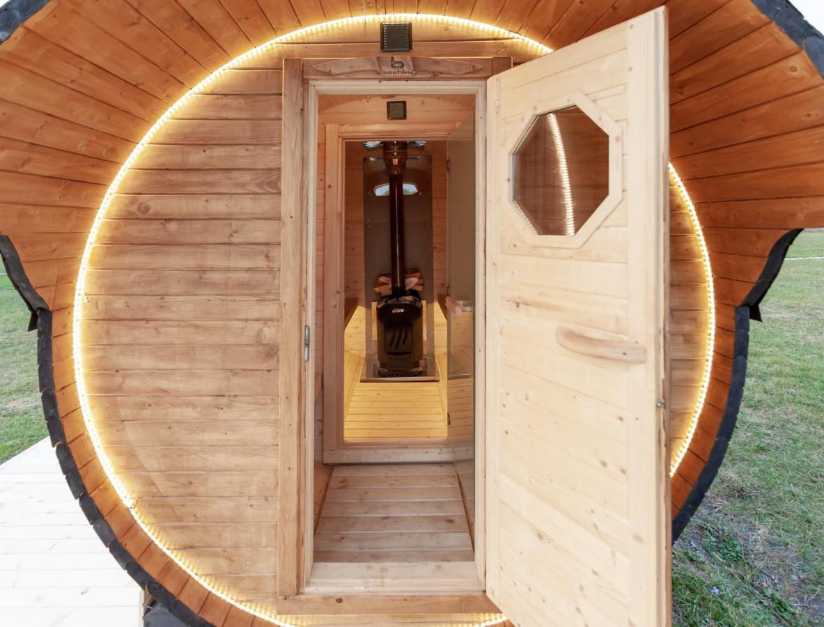 Jewelberry Glamping Hotel Tbilisi Mtsʼkhetʼa Buitenkant foto