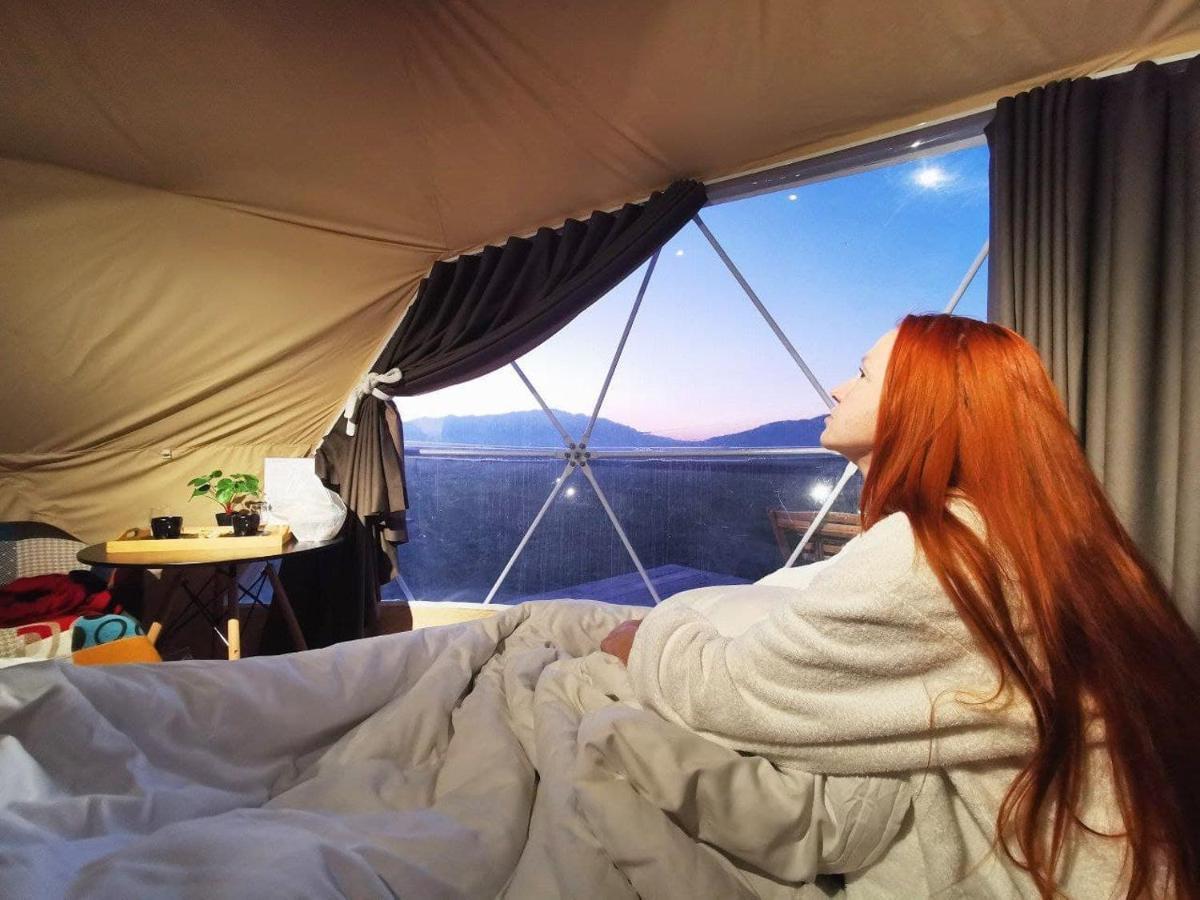 Jewelberry Glamping Hotel Tbilisi Mtsʼkhetʼa Buitenkant foto