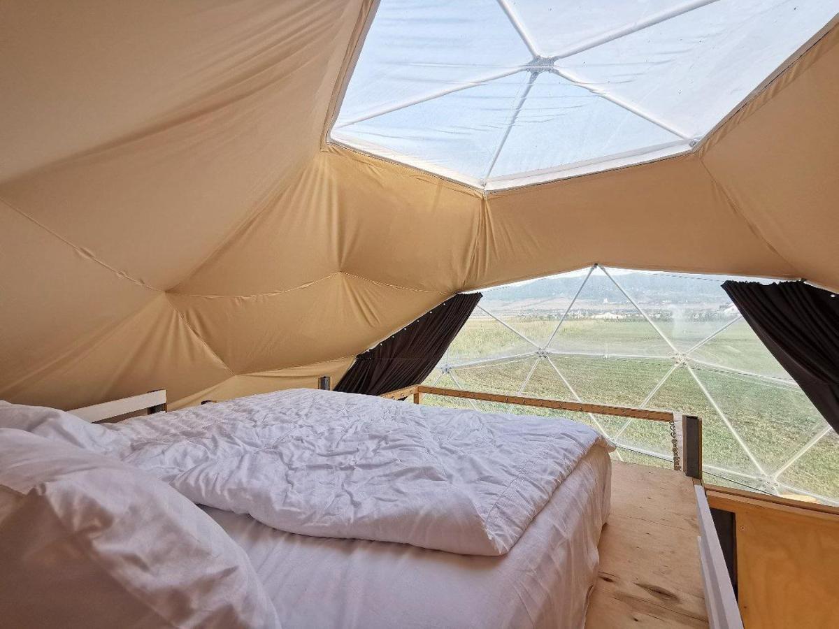 Jewelberry Glamping Hotel Tbilisi Mtsʼkhetʼa Buitenkant foto