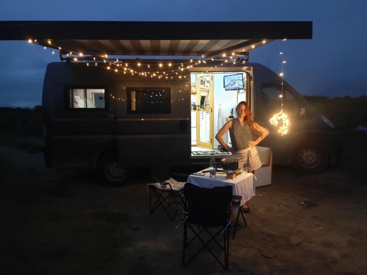 Jewelberry Glamping Hotel Tbilisi Mtsʼkhetʼa Buitenkant foto