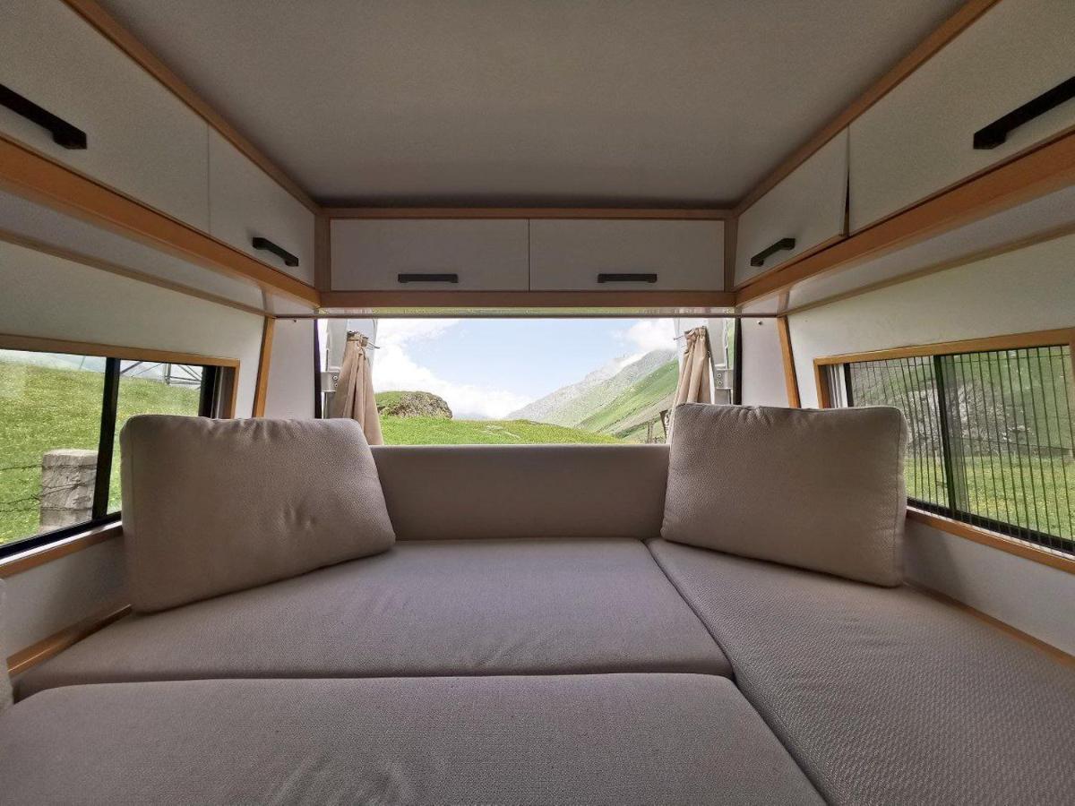 Jewelberry Glamping Hotel Tbilisi Mtsʼkhetʼa Buitenkant foto