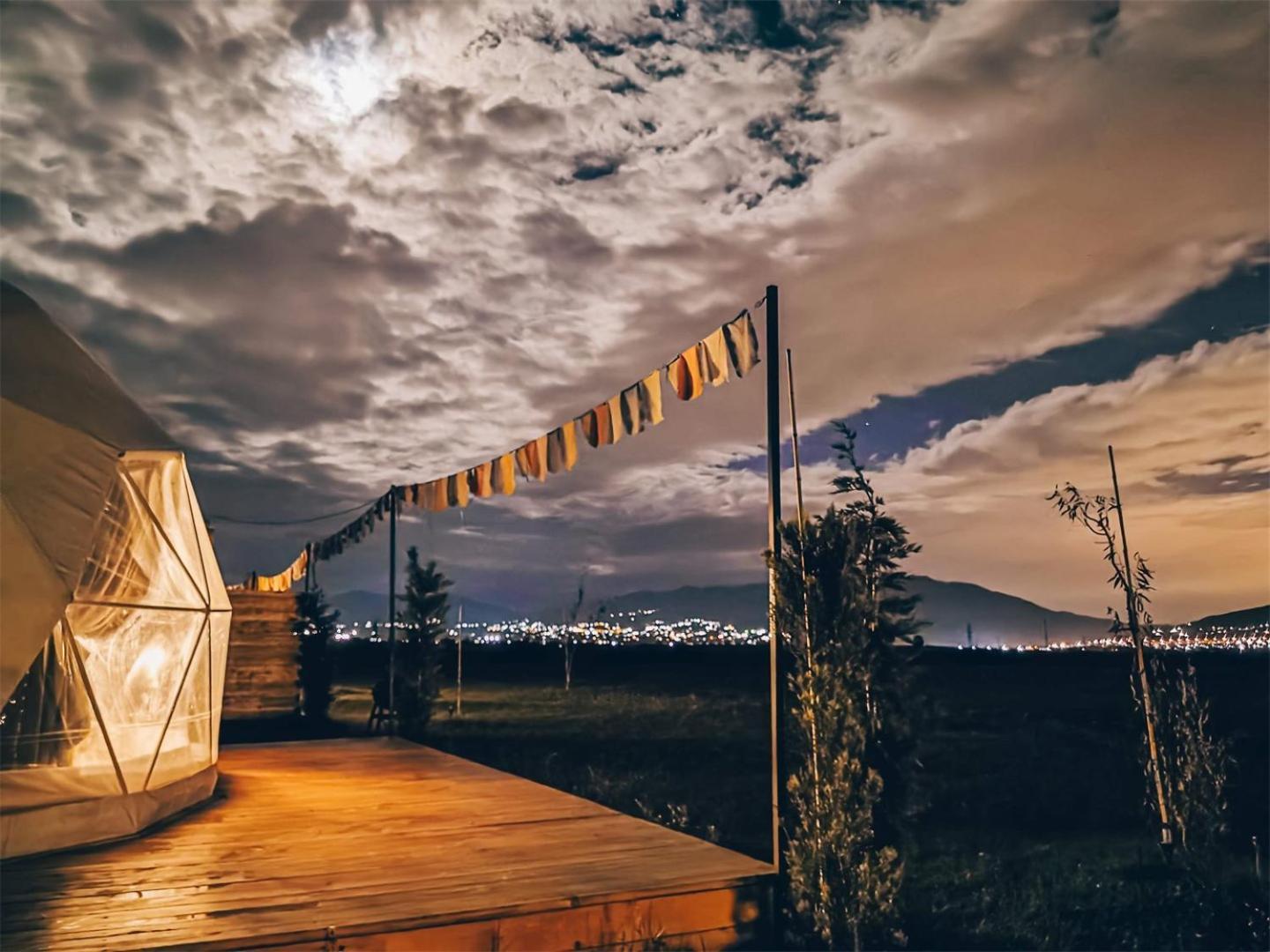 Jewelberry Glamping Hotel Tbilisi Mtsʼkhetʼa Kamer foto
